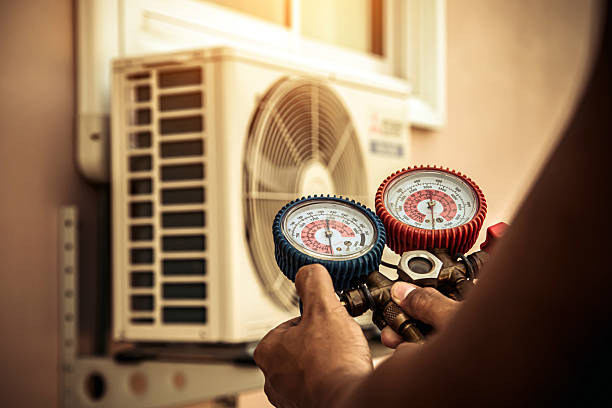 Professional Hvac Installation technician working in Chesterville, OH